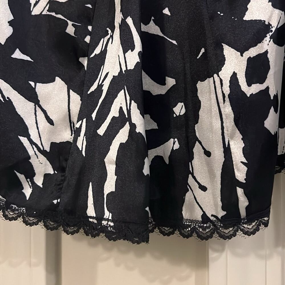 Apostrophe  skirt black and white lace trim womens size 18 - Picture 2 of 5